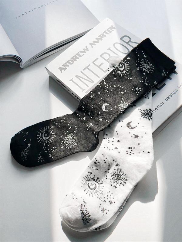 Women's 2 Pairs Galaxy Print Crew Socks, Fashion Casual Comfy Breathable Star & Moon Print Mid-Calf Socks for Daily Outdoor Wear, Ladies Socks for All Seasons