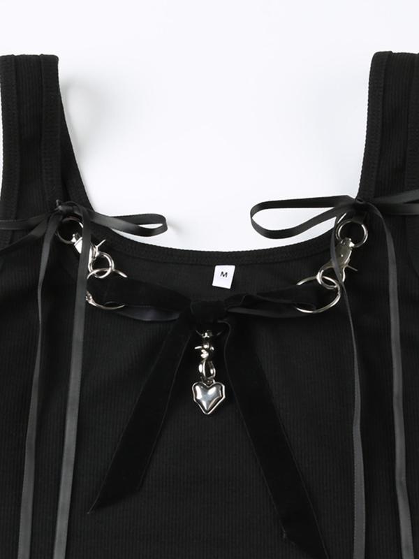 Women's Chain & Heart Charm Decor Crop Tank Top, Punk Fashion Bow Front Scoop Neck Sleeveless Top for Daily Outdoor Wear, Ladies Clothes for Summer